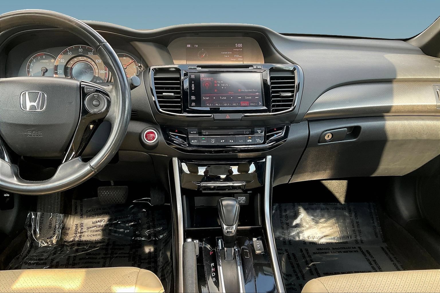 Used 2017 Honda Accord EX-L image 9