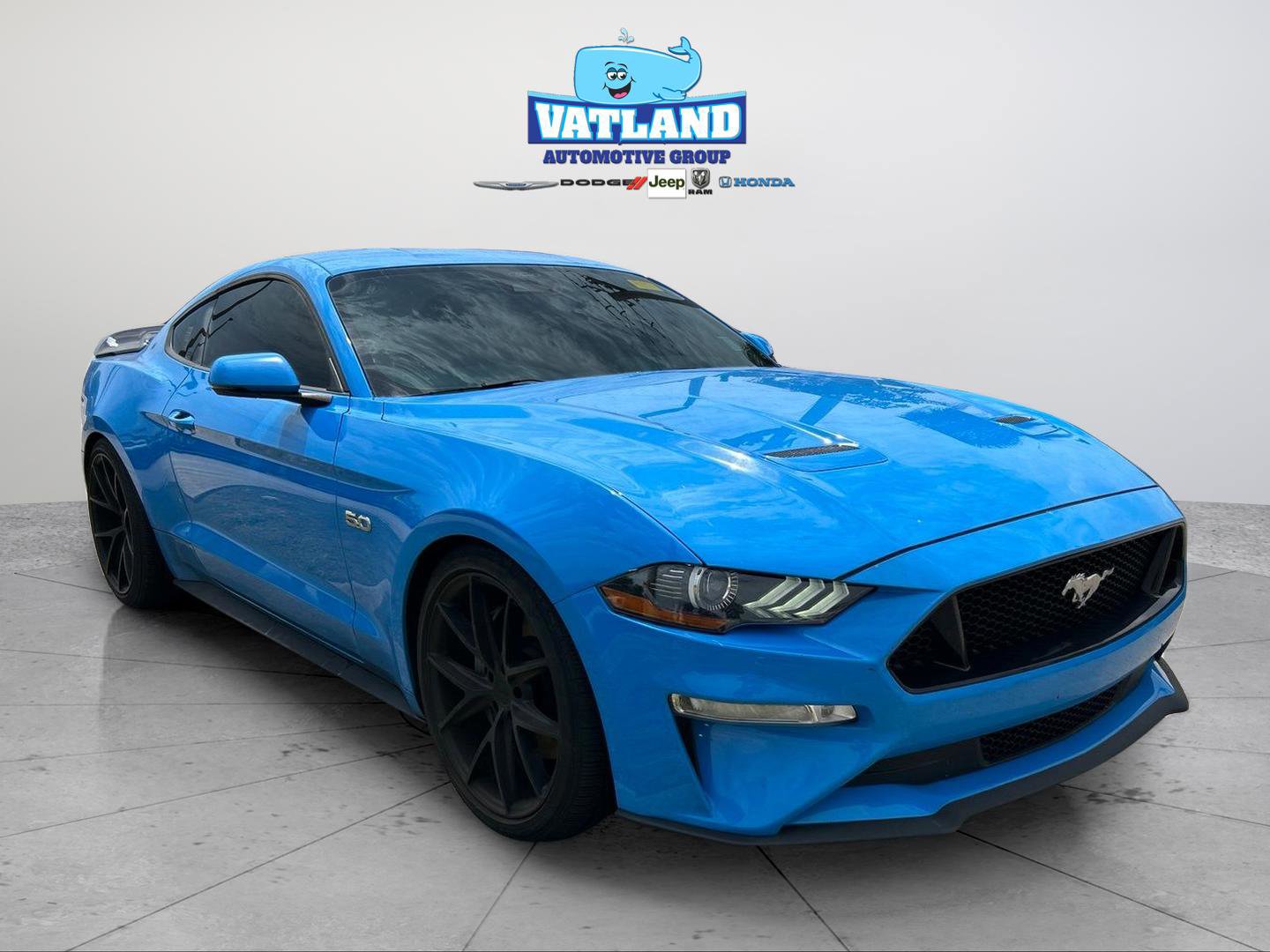 Used 2022 Ford Mustang GT Premium w/ Equipment Group 401A RWD image 7