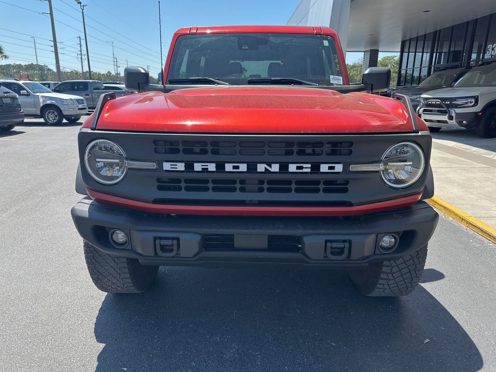 Used 2024 Ford Bronco Black Diamond image 9