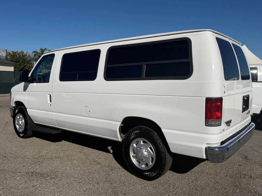 Used 2012 Ford E-250 and Econoline 250 w/ Premium Van Group image 9