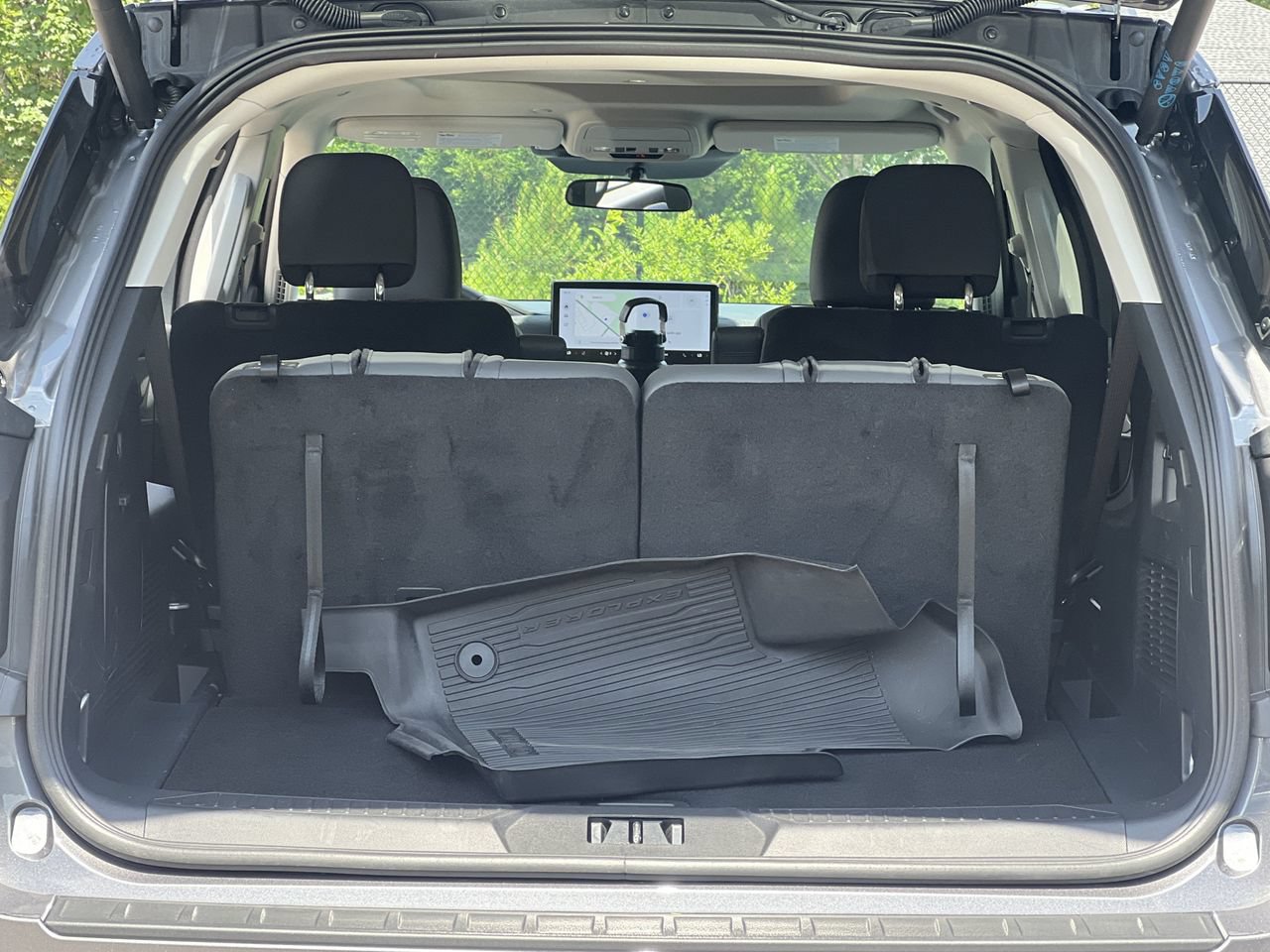 New 2026 Ford Explorer Active w/ Active Comfort Package AWD/4WD image 18
