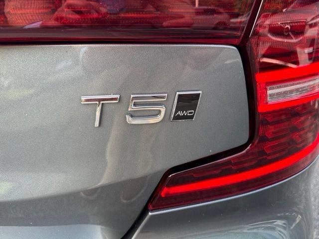 Used 2021 Volvo S60 T5 Inscription AWD/4WD image 20