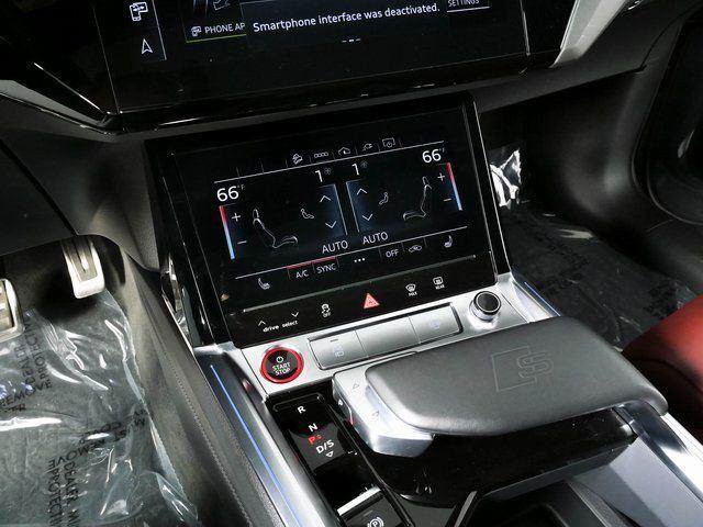 Used 2024 Audi SQ8 e-tron Premium Plus w/ Black Optic Package AWD/4WD image 19