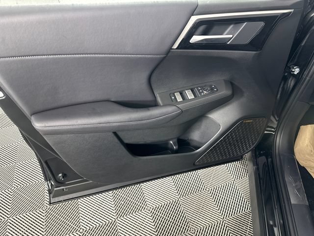 New 2026 Mitsubishi Outlander SE FWD image 20