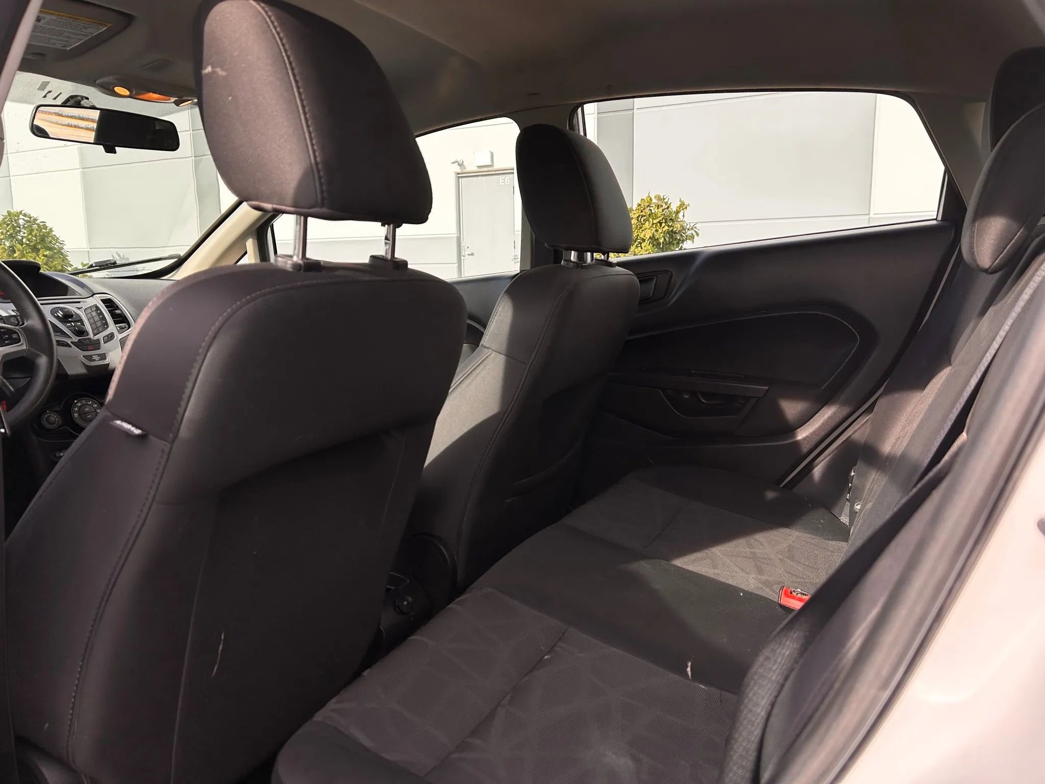 Used 2012 Ford Fiesta SE image 12