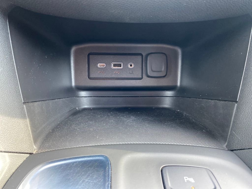 Used 2022 Chevrolet Equinox LT image 24