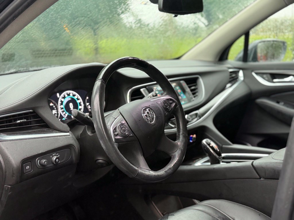 Used 2019 Buick Enclave Avenir w/ Avenir Technology Package FWD image 11