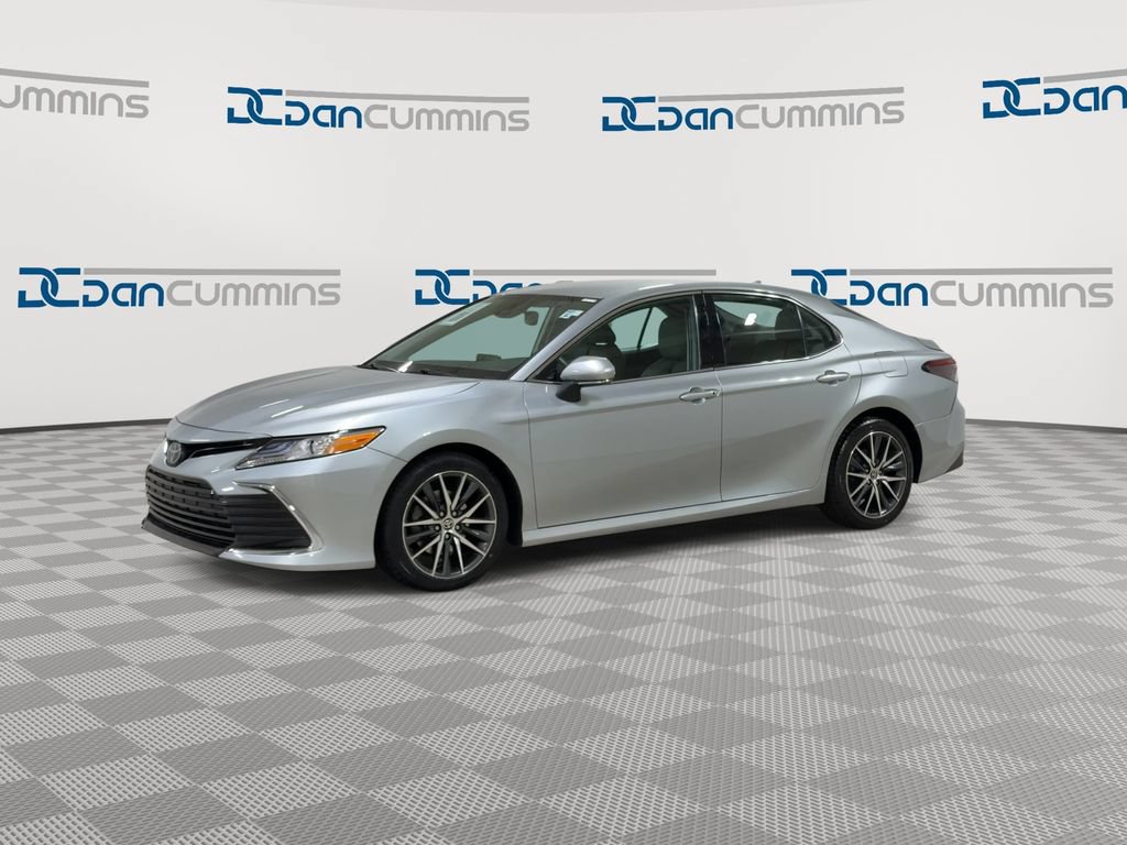 Used 2021 Toyota Camry XLE AWD/4WD image 4