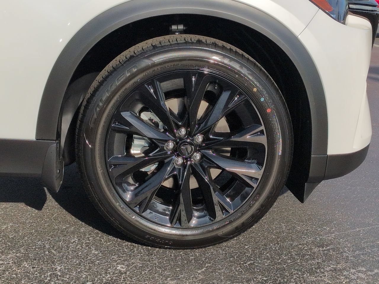 New 2026 MAZDA CX-90 Plug-In Hybrid w/Premium Sport AWD/4WD image 11