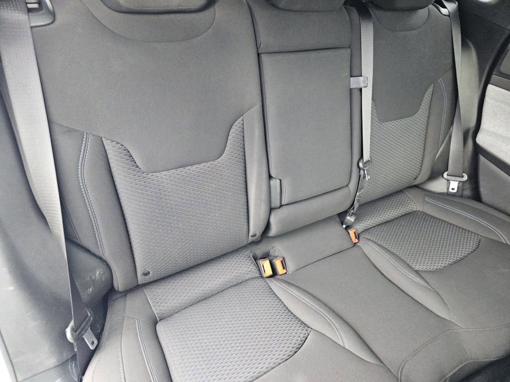 Used 2024 Jeep Compass Sport image 26