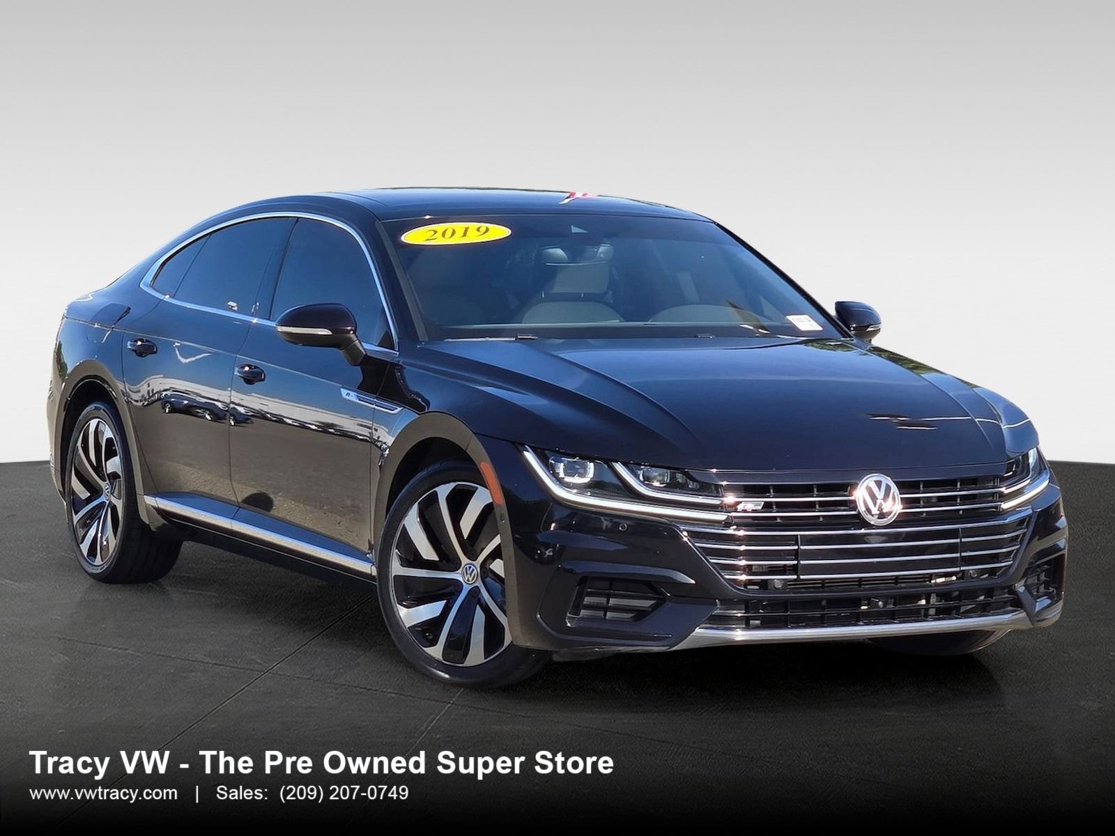 Used 2019 Volkswagen Arteon SEL Premium AWD/4WD image 1