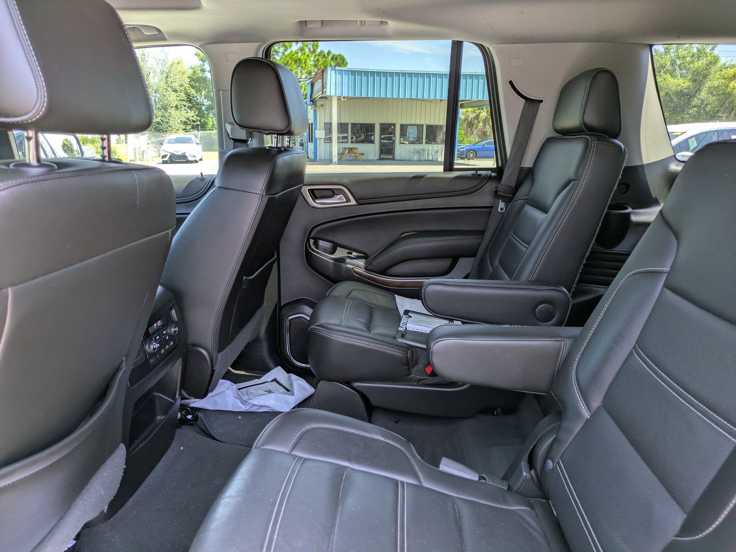 Used 2019 GMC Yukon Denali w/ Open Road Package image 12