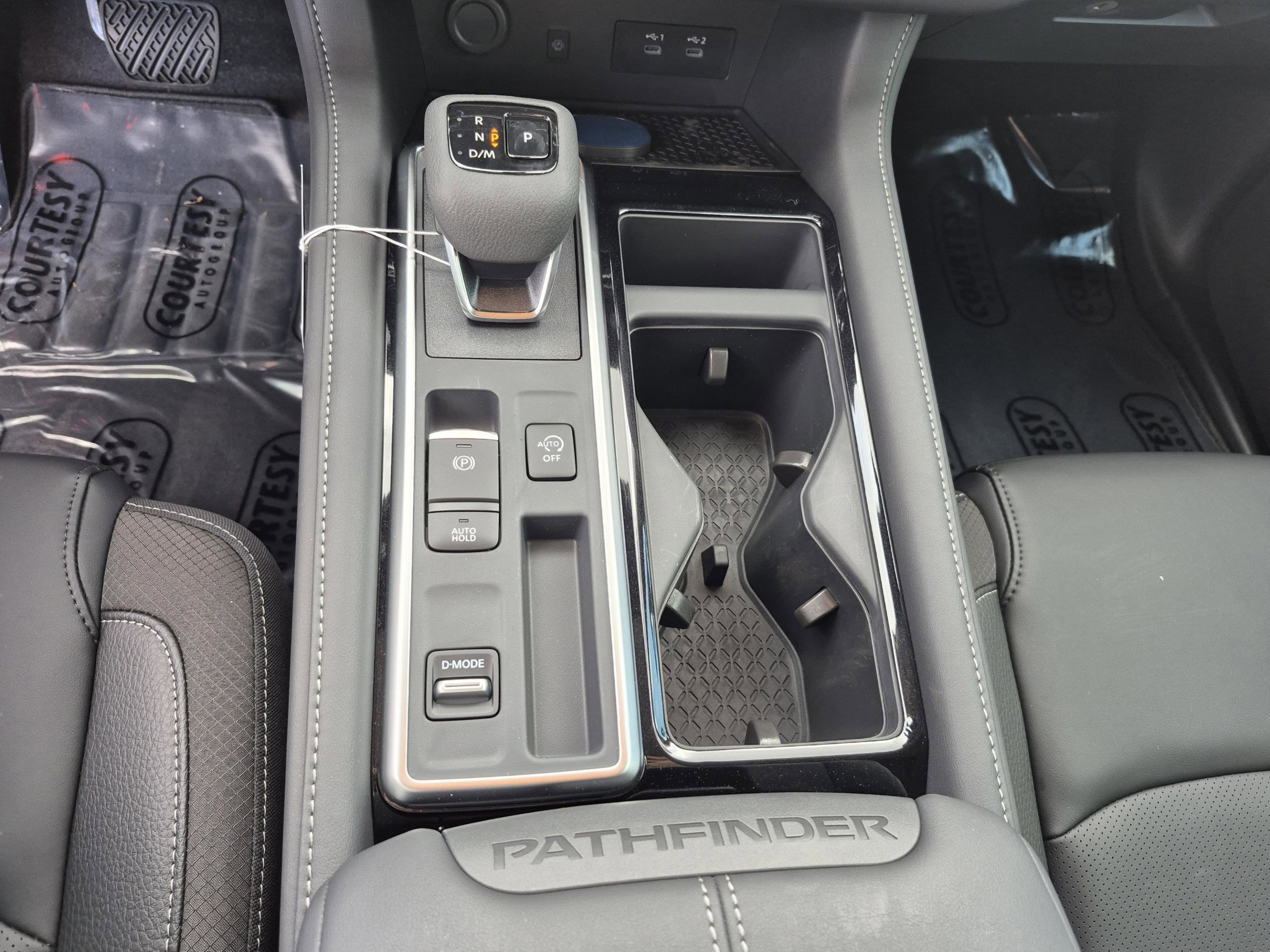 New 2026 Nissan Pathfinder SL FWD image 33