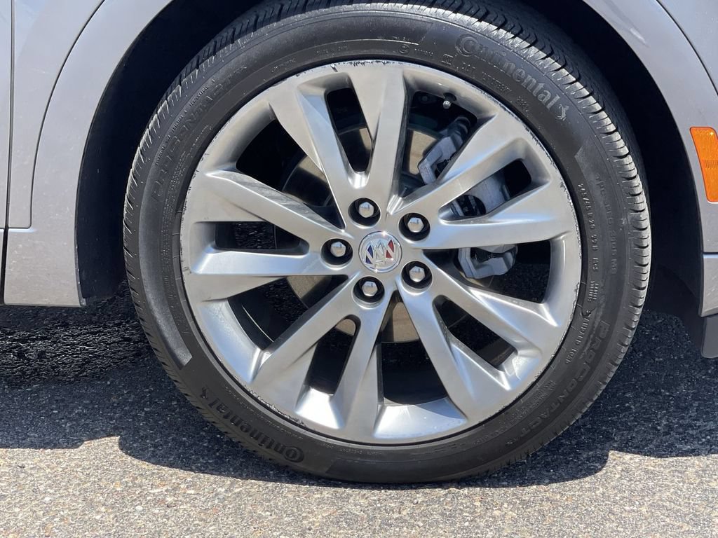 Used 2022 Buick Envision Avenir w/ Technology Package II AWD/4WD image 33