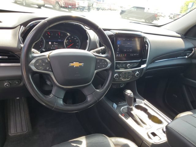 Used 2020 Chevrolet Traverse Premier w/ Redline Edition AWD/4WD image 18