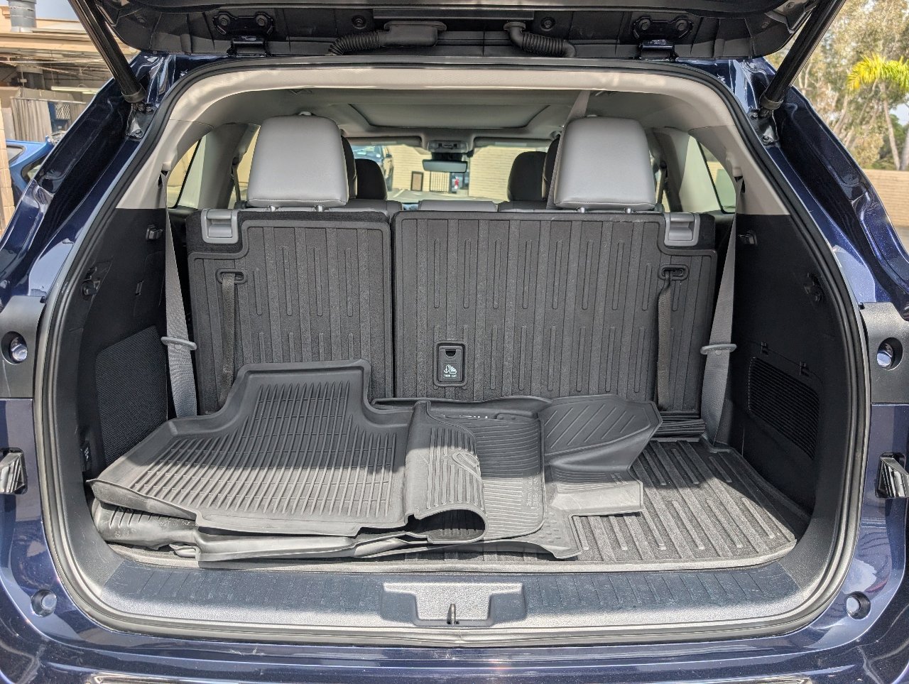 Used 2021 Toyota Highlander Platinum AWD/4WD image 10