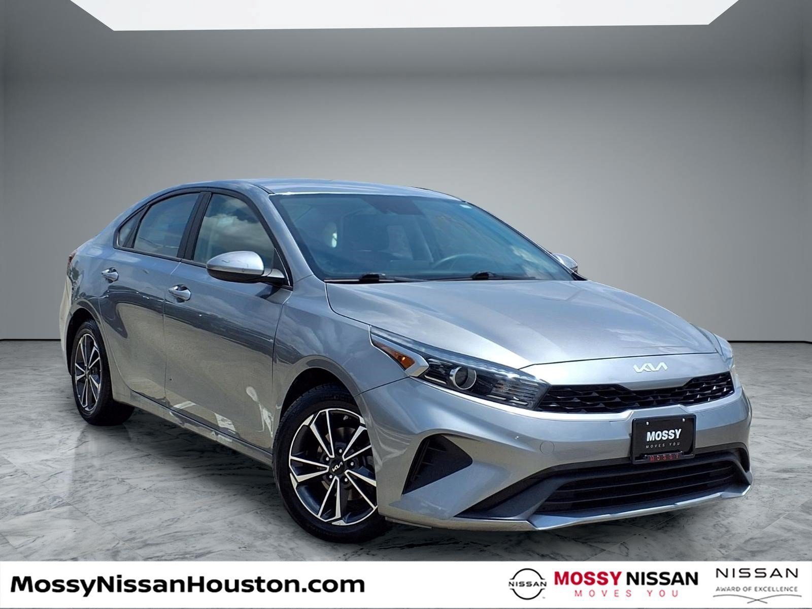 Used 2022 Kia Forte LXS FWD image 1