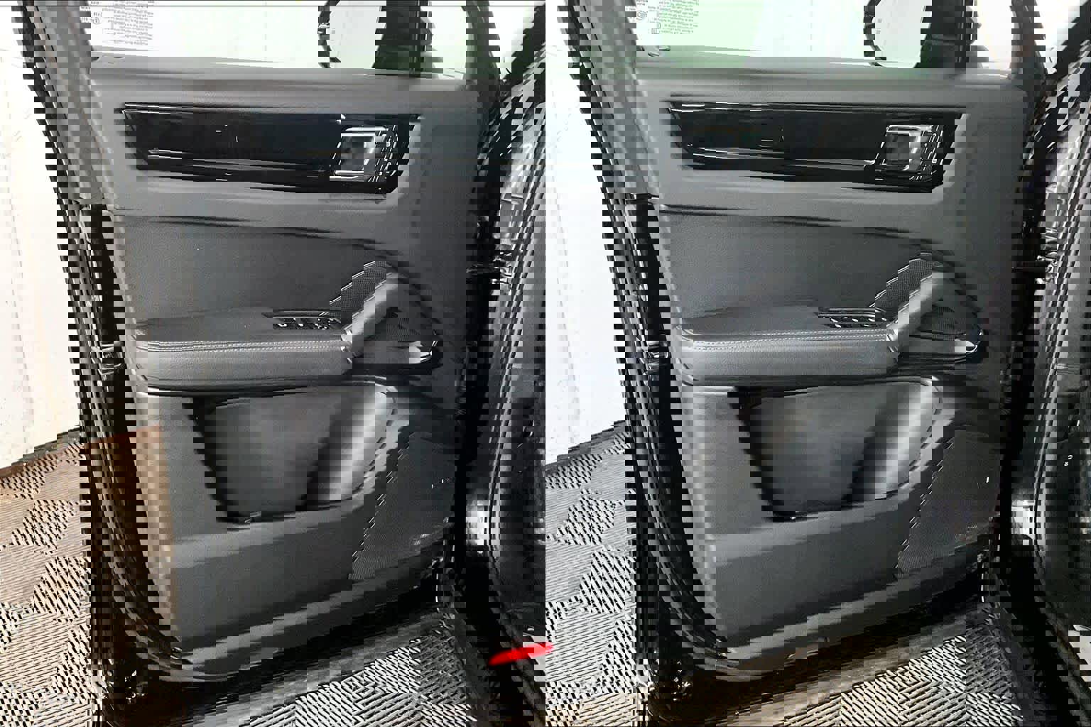 Used 2023 Porsche Cayenne image 21