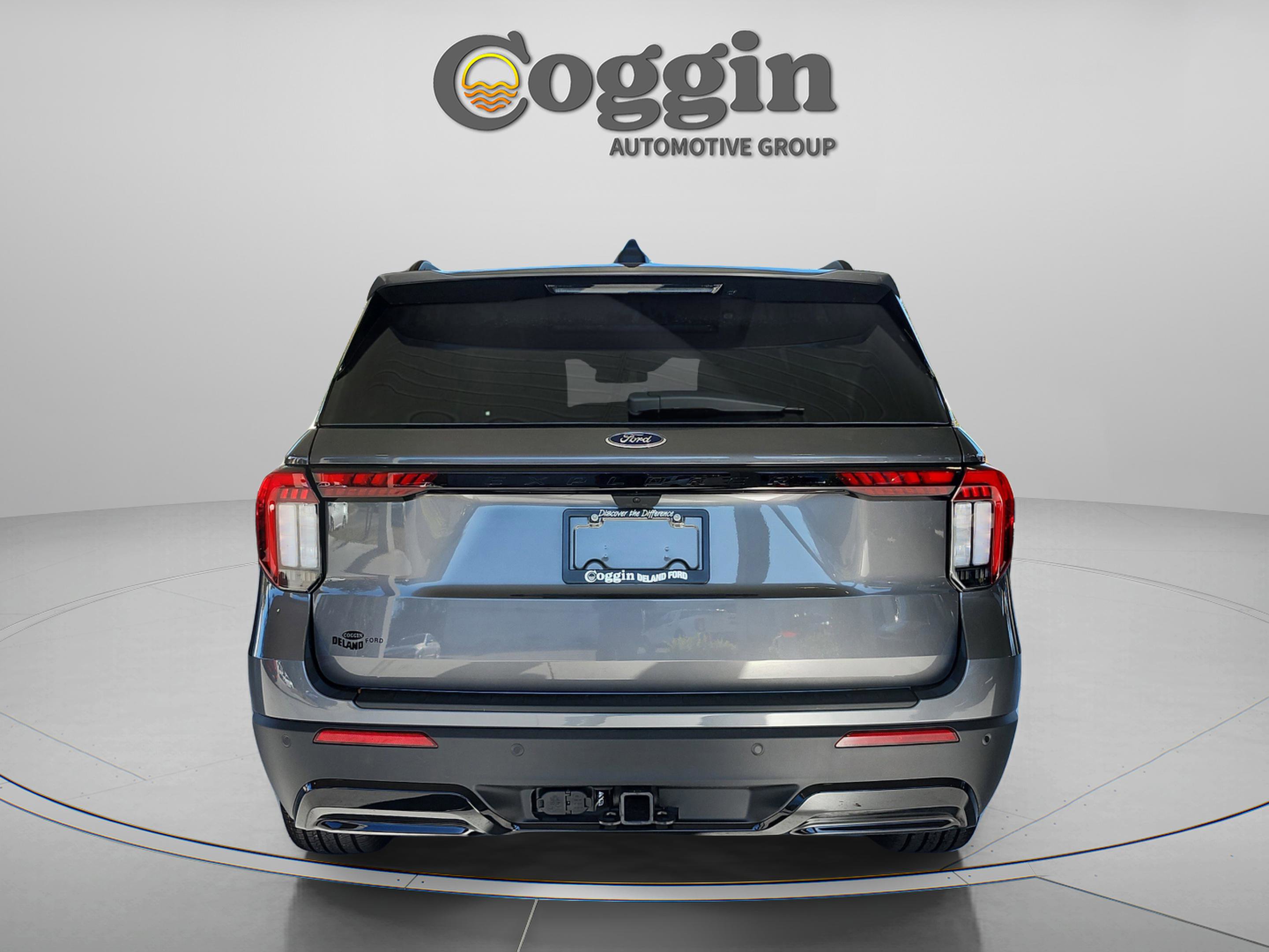 New 2026 Ford Explorer ST-Line w/ ST-Line Street Pack image 5