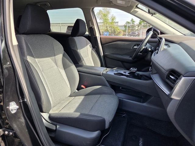 Used 2023 Nissan Rogue SV FWD image 15