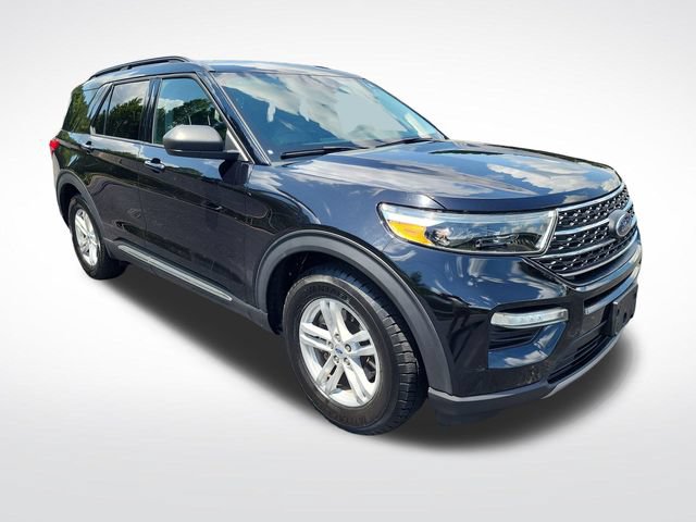 Used 2024 Ford Explorer XLT w/ Equipment Group 202A RWD image 7