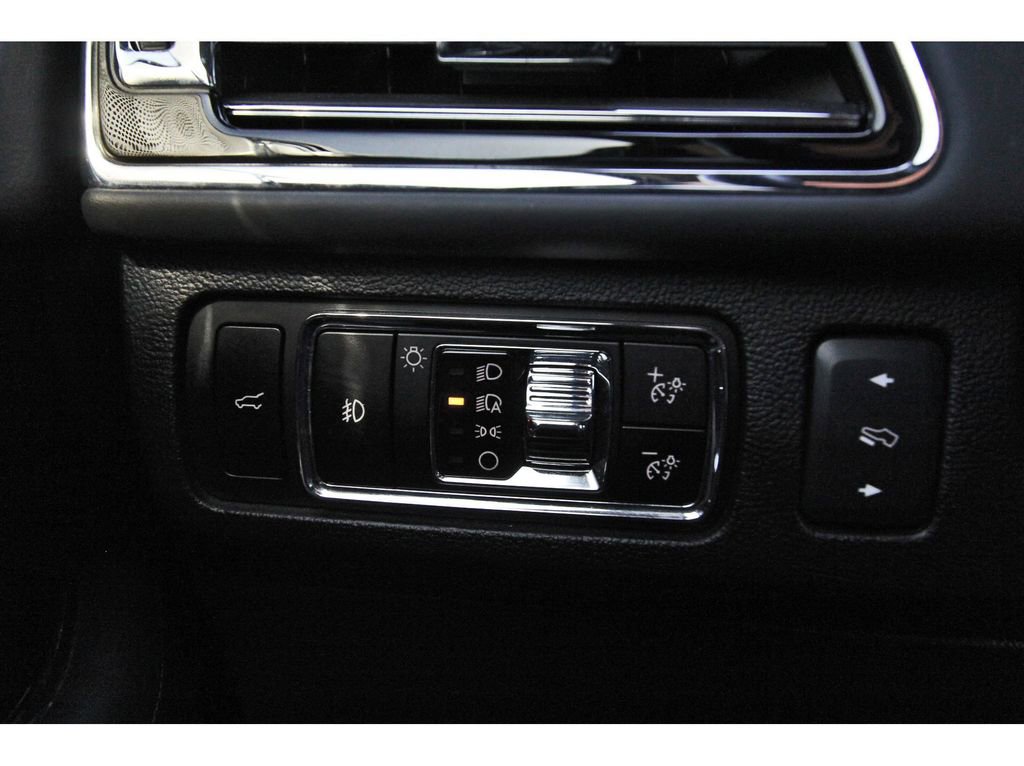 Used 2023 Lincoln Navigator L Black Label image 20