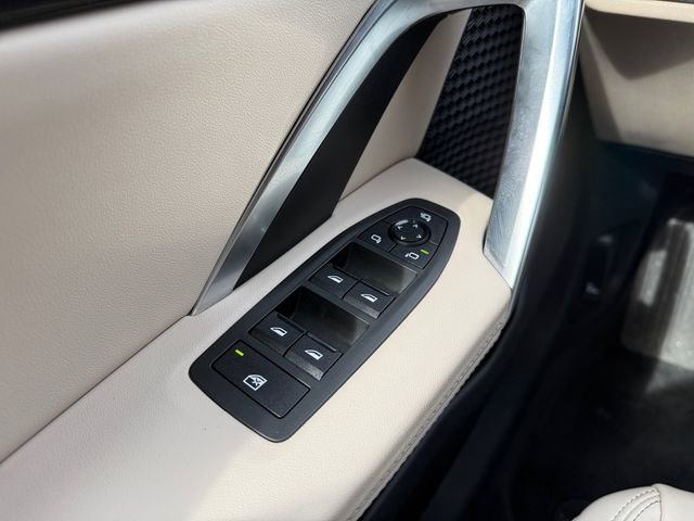 Certified 2025 BMW X2 xDrive28i image 31