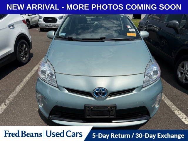 Used 2015 Toyota Prius Two FWD video 2