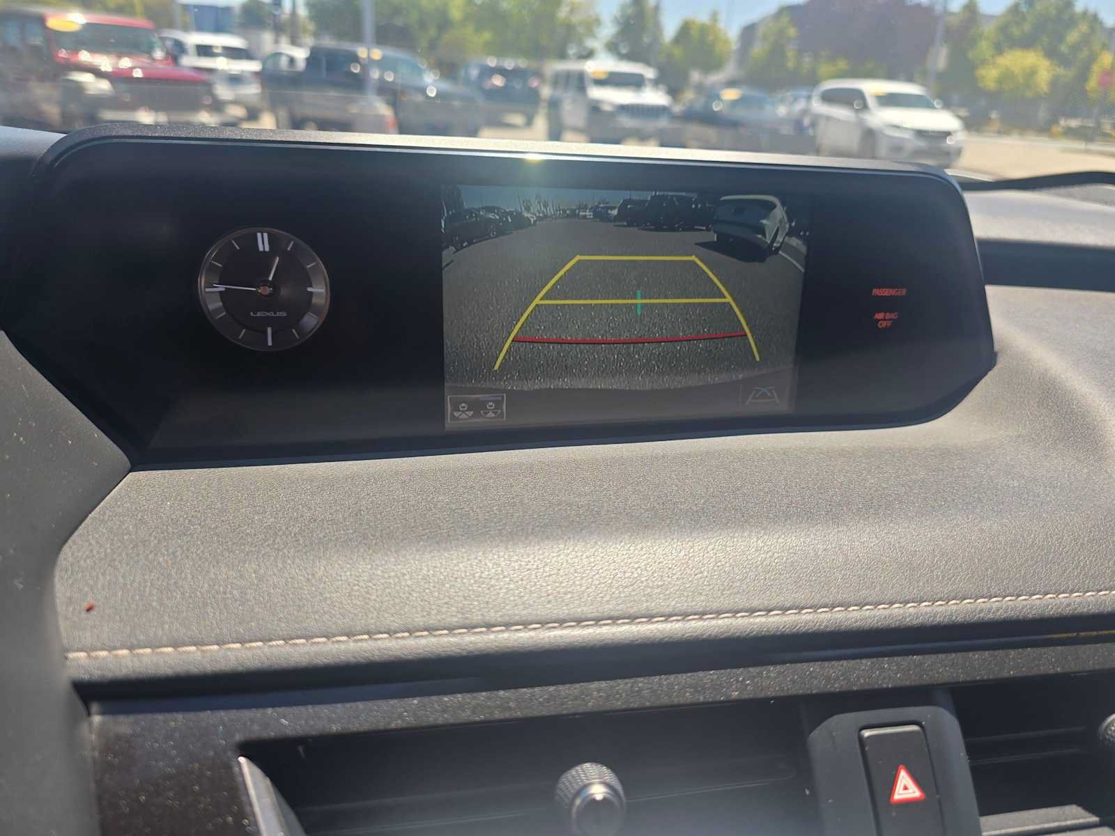 Used 2019 Lexus UX 200 FWD image 28