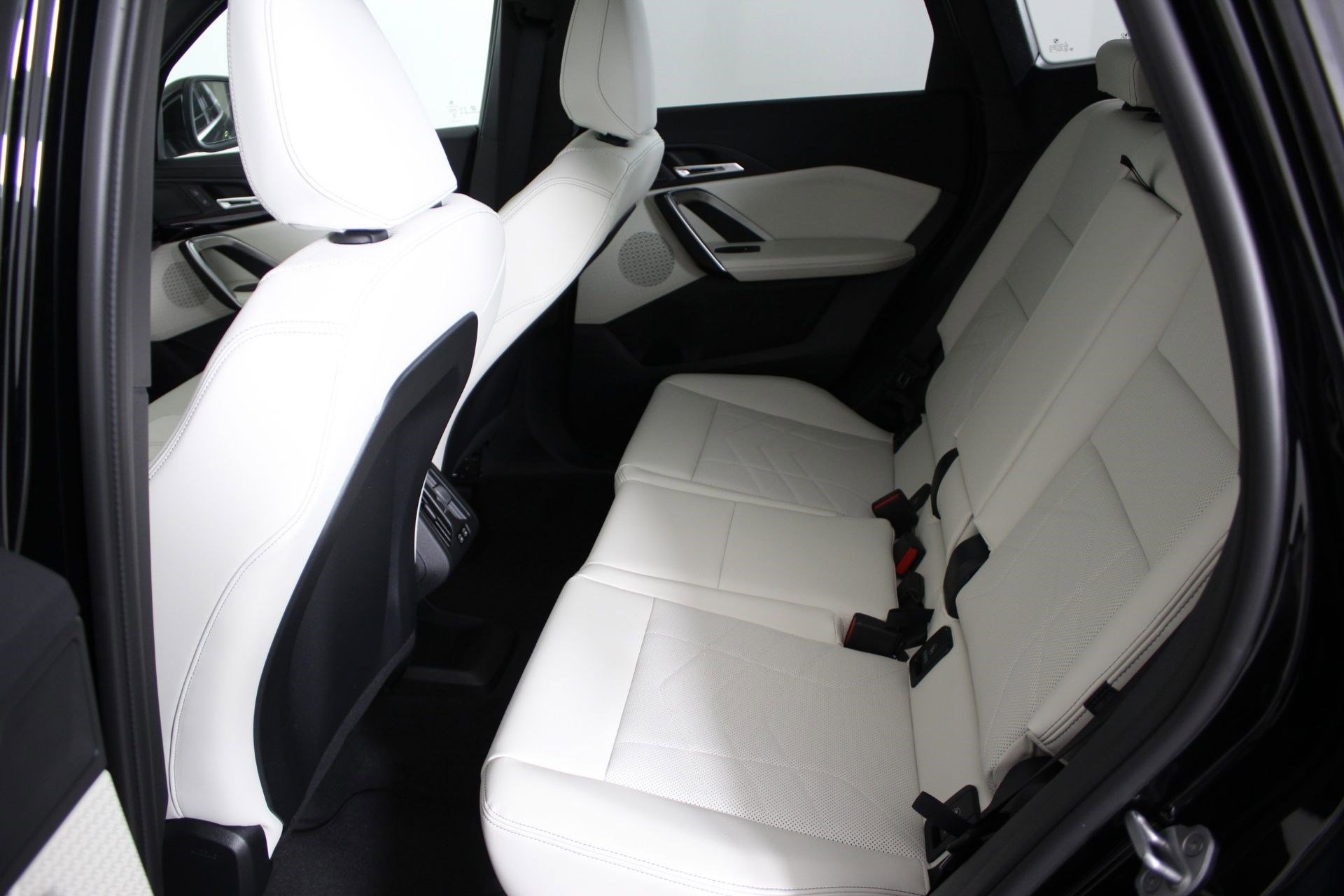 New 2026 BMW X1 xDrive28i w/ Technology Package image 13