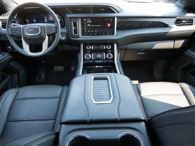 Used 2024 GMC Yukon Denali image 16