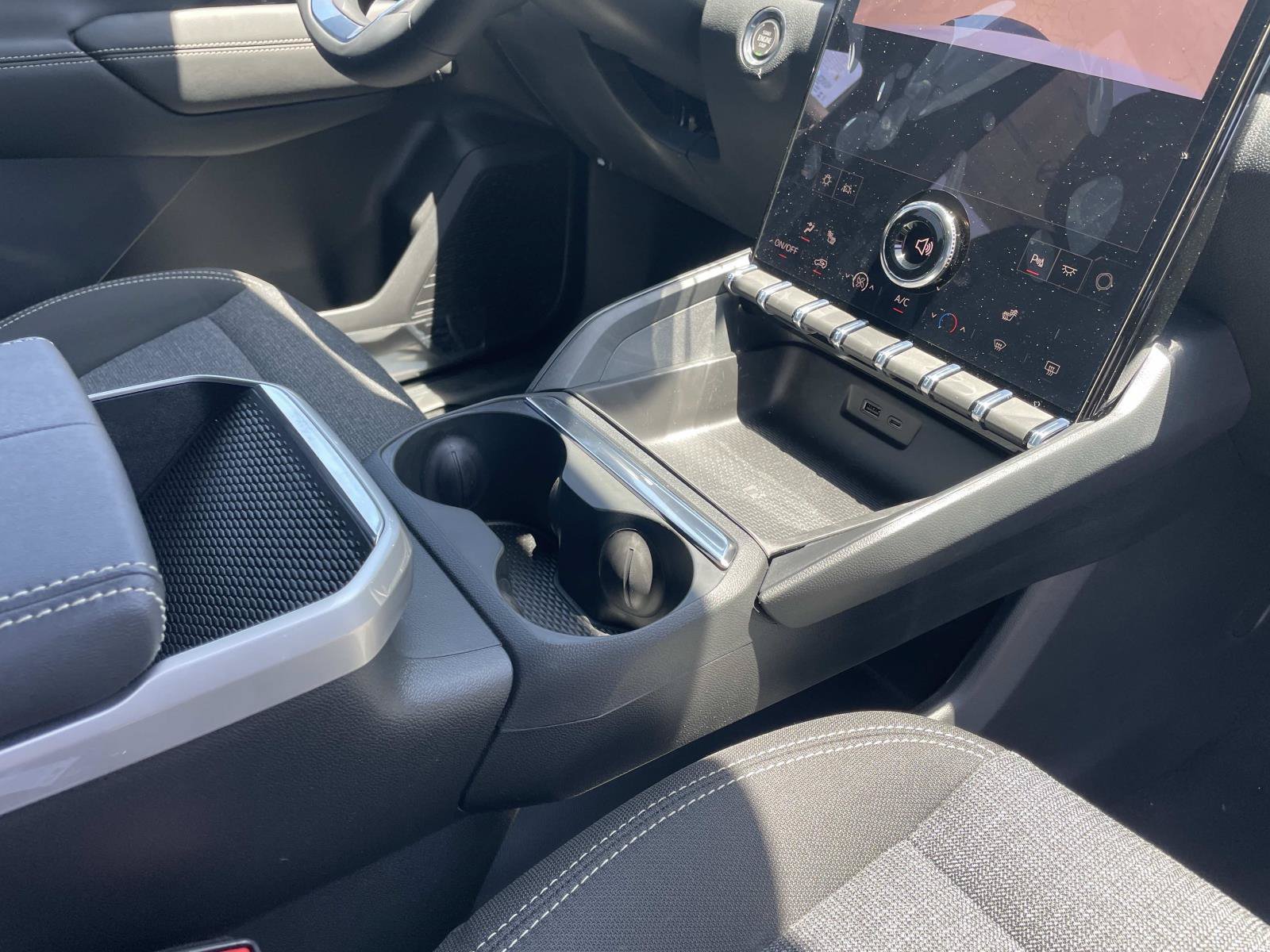 New 2026 GMC Terrain Elevation w/ Black Edition FWD image 28