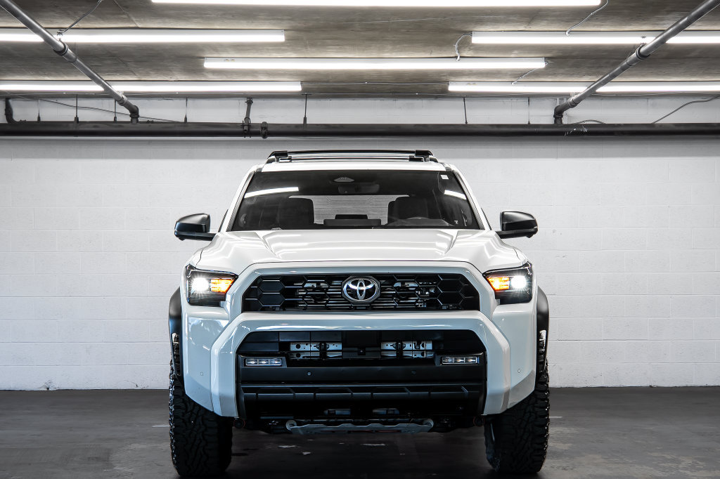 Used 2025 Toyota 4Runner TRD Off-Road Premium AWD/4WD image 8