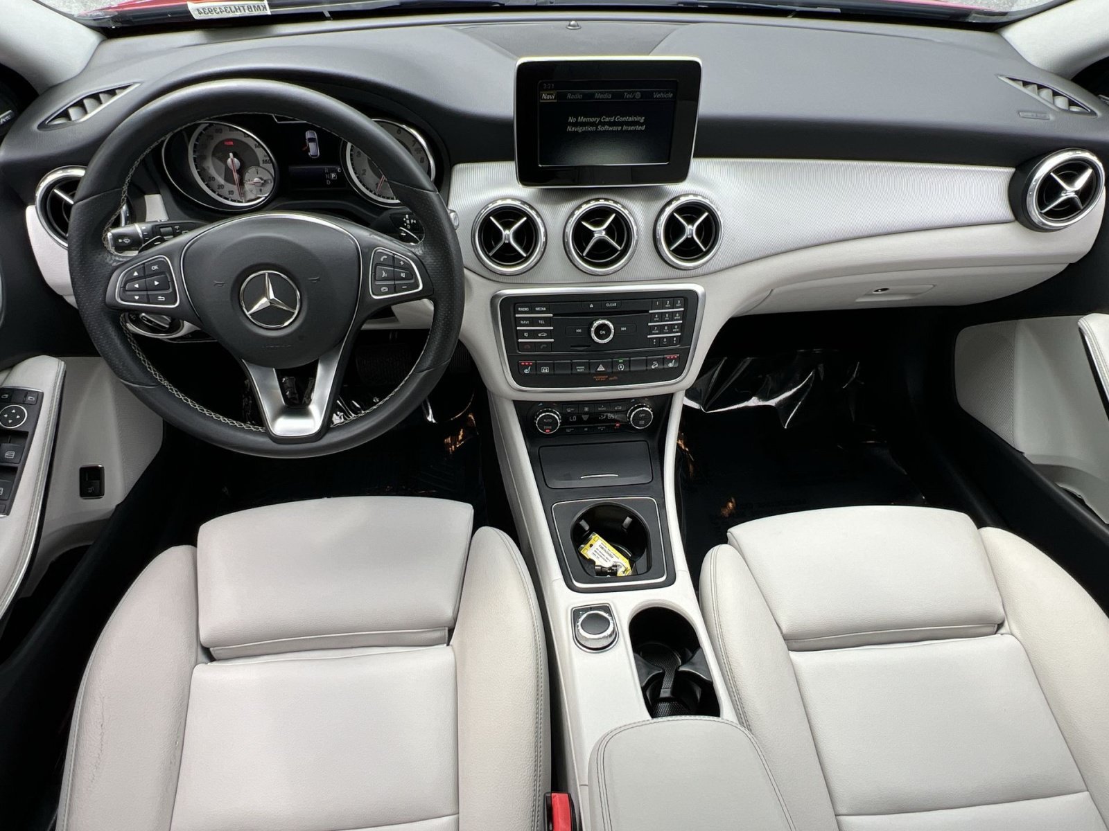 Used 2017 Mercedes-Benz GLA 250 4MATIC image 28