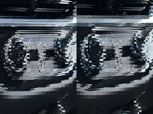 Used 2026 Buick Envista Sport Touring w/ Convenience II Package FWD image 39