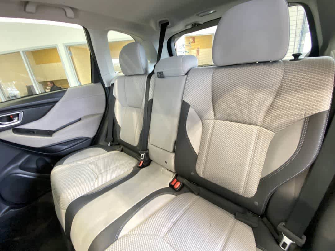 Used 2022 Subaru Forester Premium AWD/4WD image 24