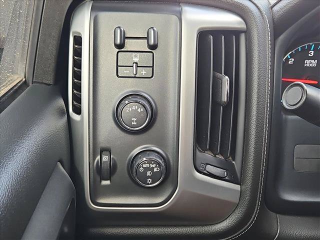 Certified 2017 GMC Sierra 2500 SLE w/ SLE Fleet Preferred Package AWD/4WD image 17