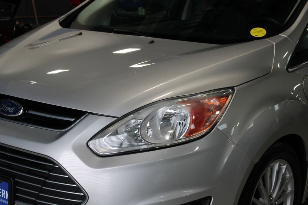 Used 2016 Ford C-MAX Energi SEL w/ Equipment Group 302A FWD image 2