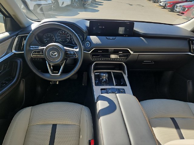 Certified 2026 MAZDA CX-90 3.3 Turbo w/ Preferred Package AWD/4WD image 9