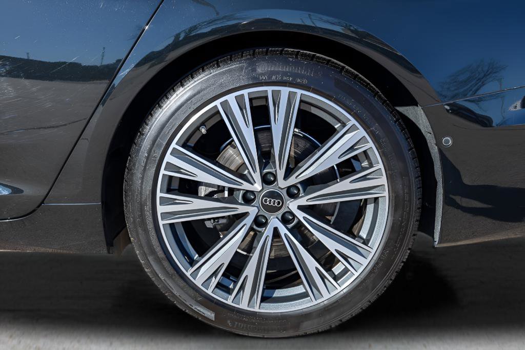 Used 2024 Audi A6 Premium Plus w/ Premium Plus Package image 33