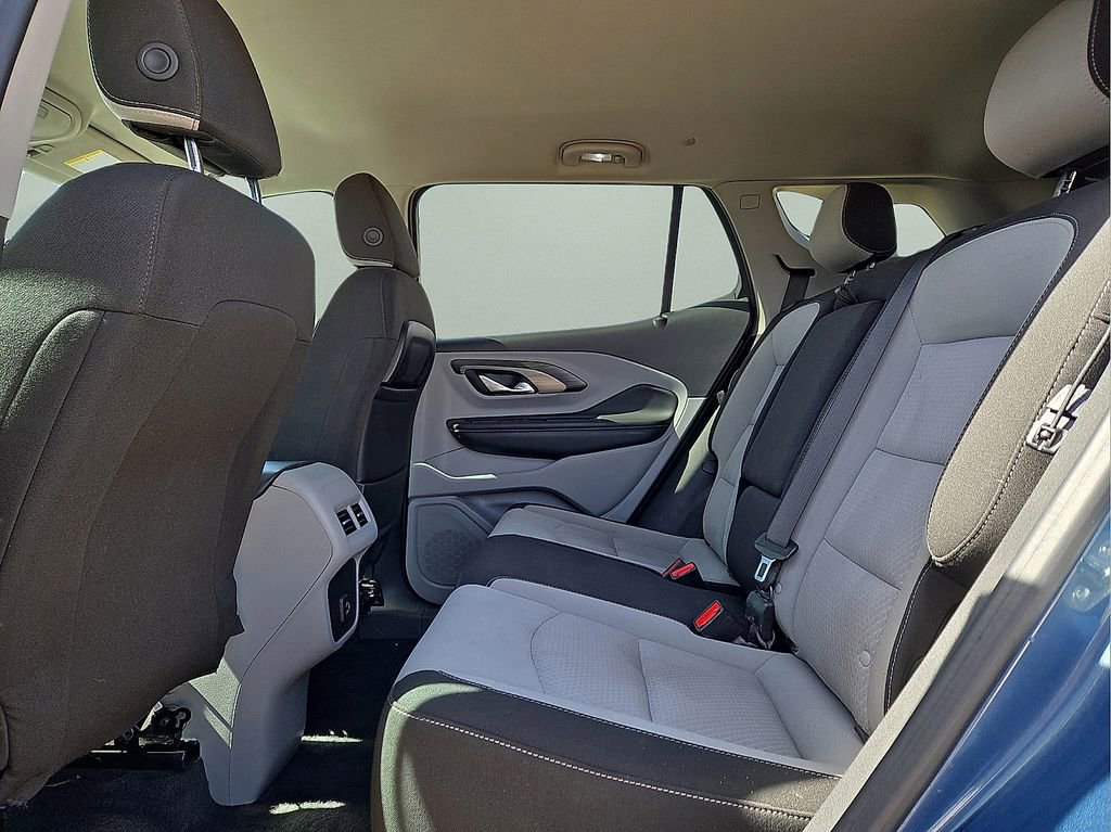 Used 2024 GMC Terrain SLE w/ Driver Convenience Package image 15