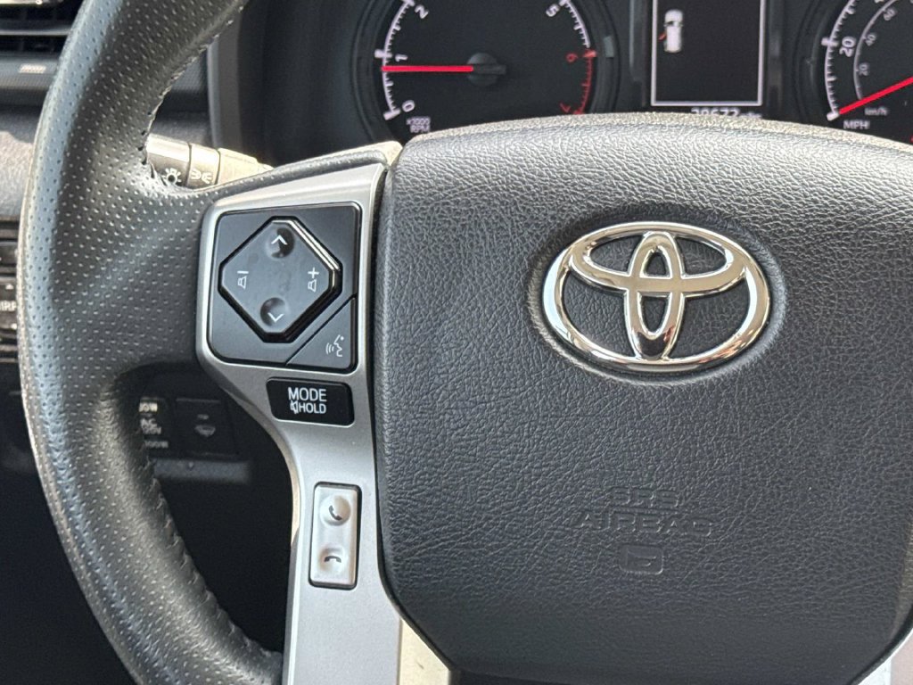 Used 2024 Toyota 4Runner SR5 AWD/4WD image 11