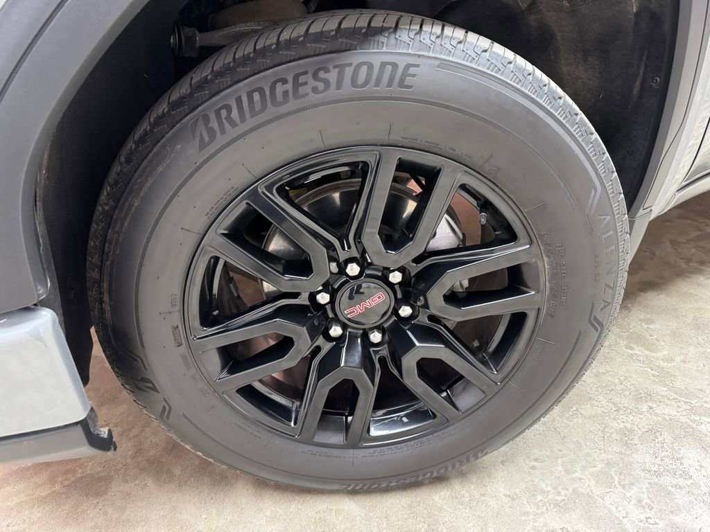 Used 2024 GMC Sierra 1500 Elevation image 31