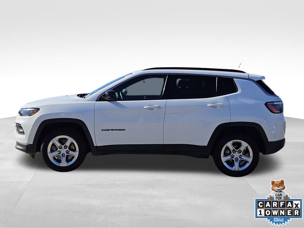 Used 2023 Jeep Compass Latitude image 4