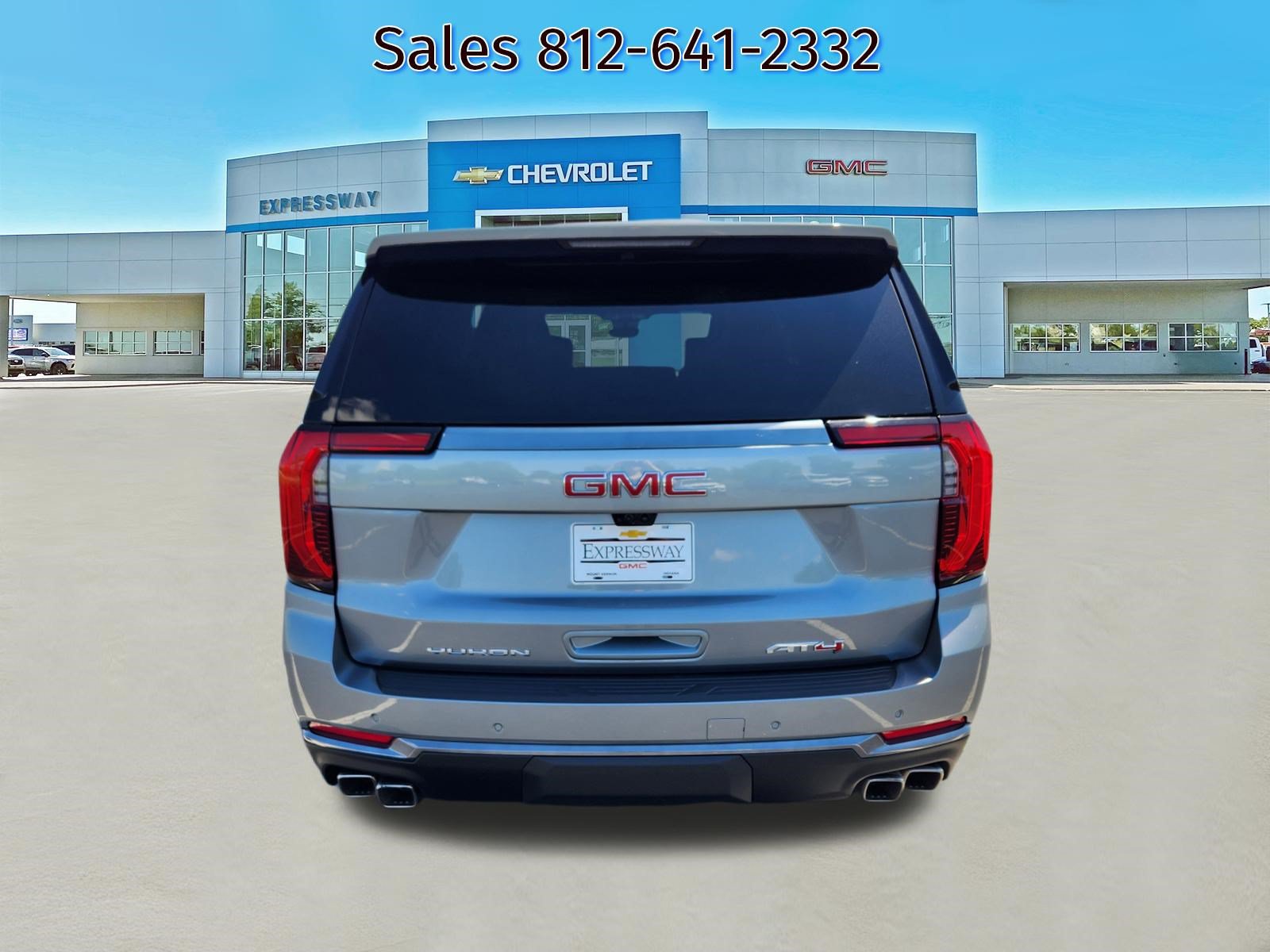 New 2026 GMC Yukon XL AT4 w/ AT4 Premium Plus Package AWD/4WD image 4