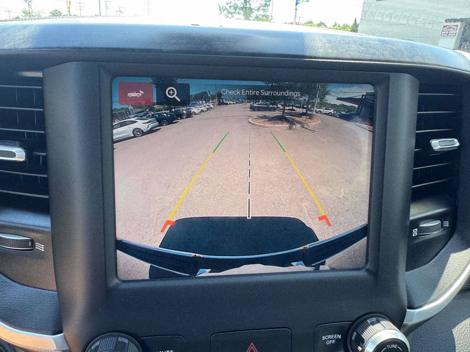 Used 2022 RAM 1500 Big Horn AWD/4WD image 40