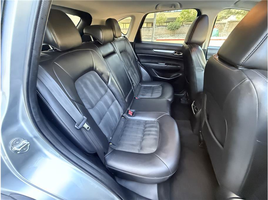 Used 2018 MAZDA CX-5 Touring w/ Preferred Equipment Package FWD image 23