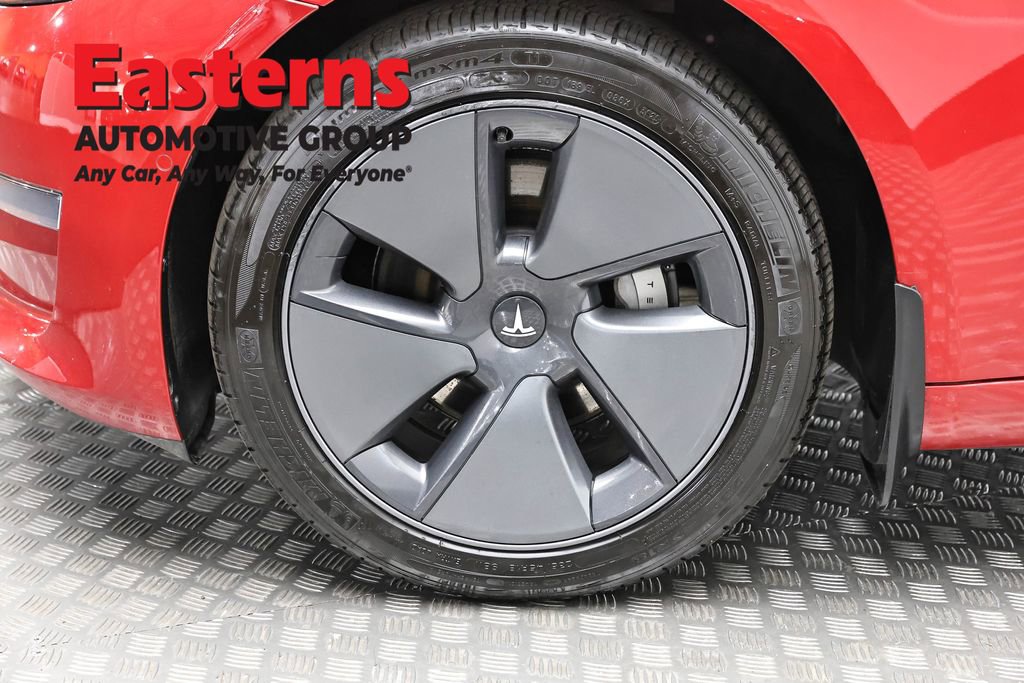 Used 2021 Tesla Model 3 Standard Range Plus image 29