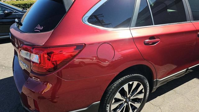 Used 2016 Subaru Outback 2.5i Limited AWD/4WD image 11