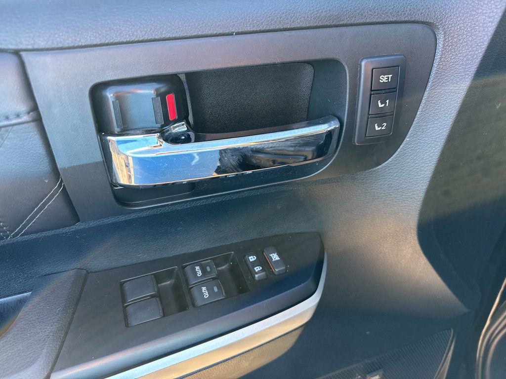 Used 2016 Toyota Tundra Platinum image 20